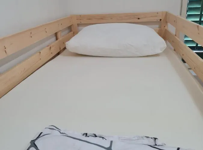 Homestay The King Split